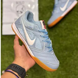 Nike Gato Azul Claro