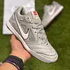 Nike Gato Gris