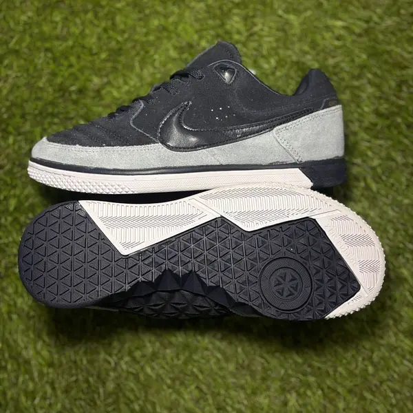Nike Gato 2 Gris
