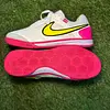 Gato Blanca Fucsia