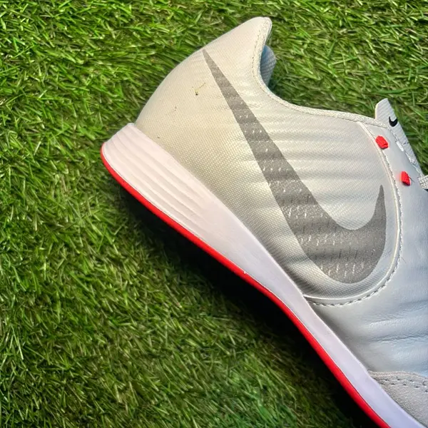 Tiempo X Gris Rojo