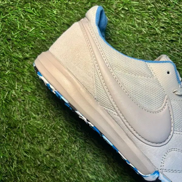 Nike Premier Beige