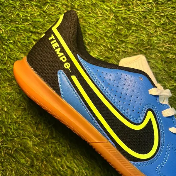 Nike Tiempo Azul Claro