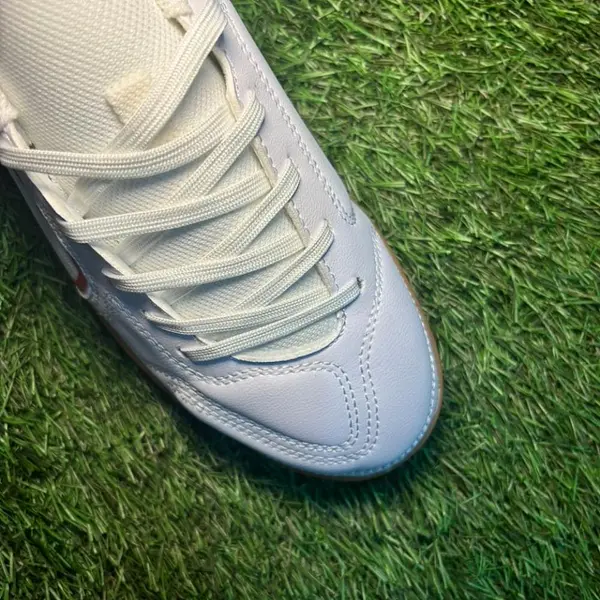 Nike Tiempo