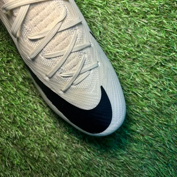 Nike Air Zoom Bota Beige