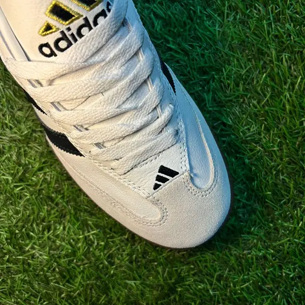 Samba Milenio Blanca Negro