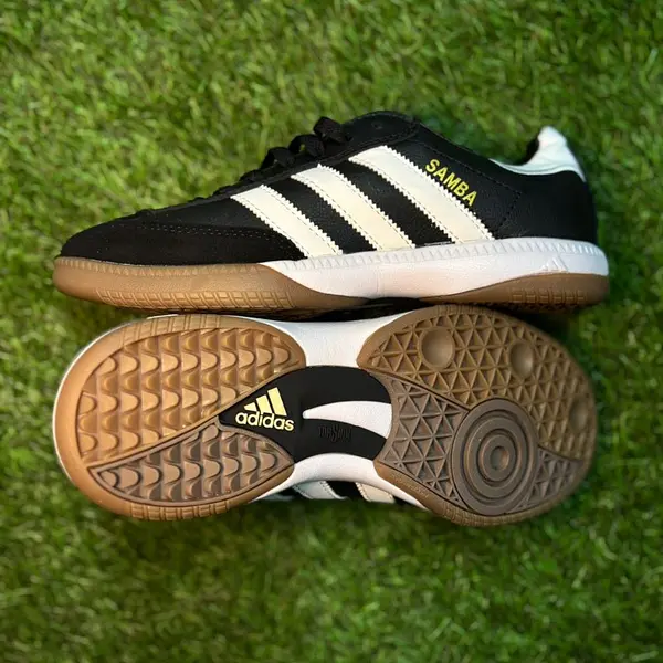 Samba Milenio Negro Blanco