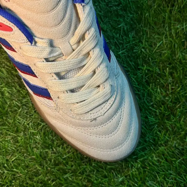 Predator Mundial Beig Azul